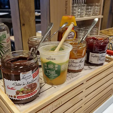 第戎市中心克莱蒙梭宜必思快捷酒店 酒店 3*