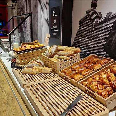 第戎市中心克莱蒙梭宜必思快捷酒店 3* 第戎