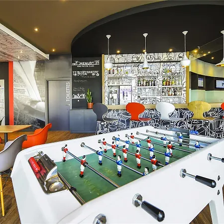 第戎市中心克莱蒙梭宜必思快捷酒店 3*