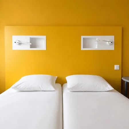 Ibis Budget Centre Clemenceau Hotel 3*