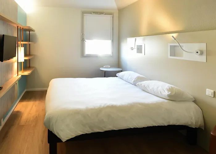 Ibis Budget Centre Clemenceau Hotel 3*