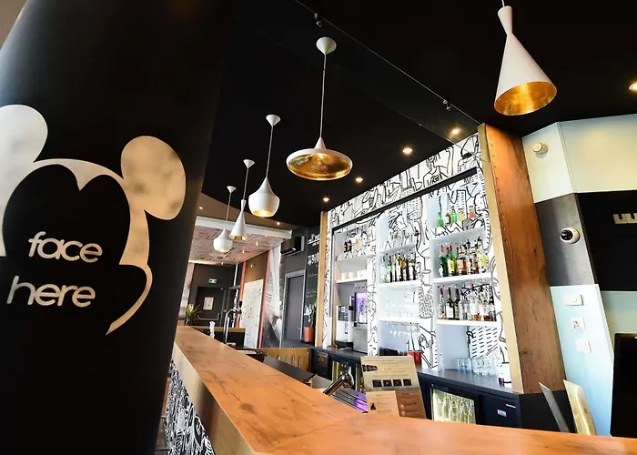 Ibis Budget Centre Clemenceau Hotel 3*